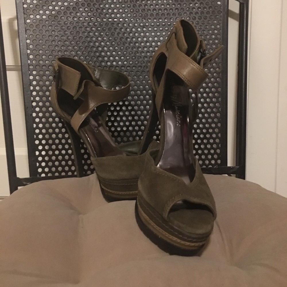 Guess by Marciano Olive Green Heels